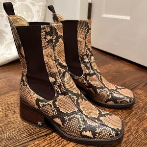 Sam Edelman Tan and Black Snake Print Chelsea Boots